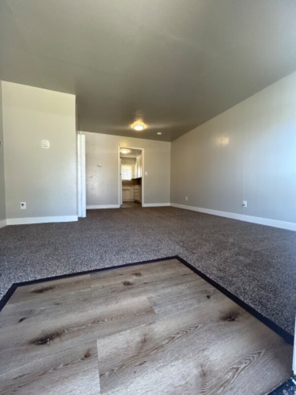 3325 E Clinton Ave Unit 3325, Fresno, CA 93703