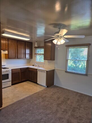 5005 Whitsett Ave, Valley Village, CA 91607