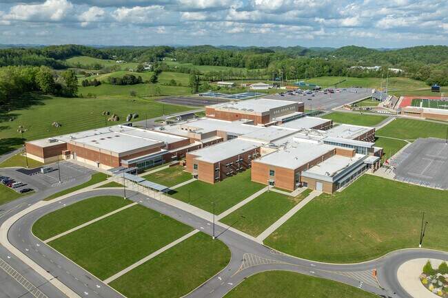 West Ridge High School in Blountville is rated C-plus by Niche.