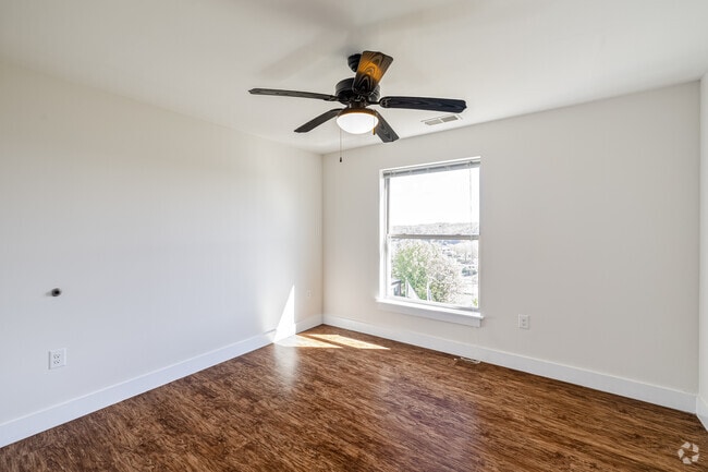 Gish Flats, Lynchburg, VA 24504 - photo 6