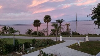 11107 S Indian River Dr Unit Front view, Fort Pierce, FL 34982