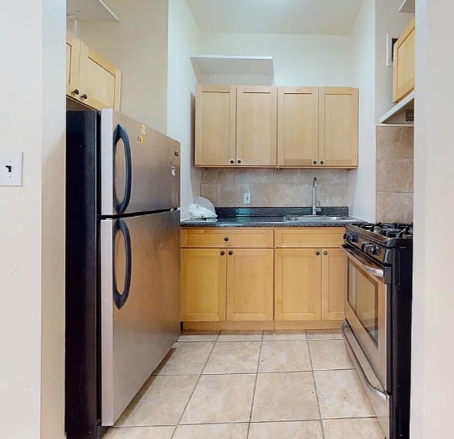 241 W 113th St unit 3D, New York, NY 10026 - photo 3