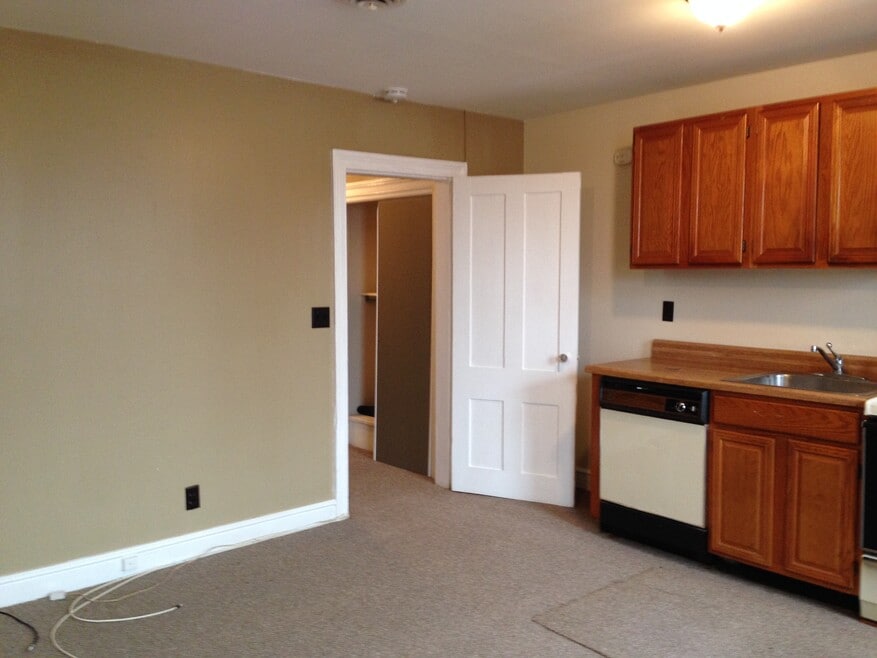 1119 Main St unit 2F, Fishkill, NY 12524 - photo 1