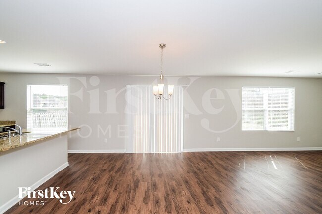 210 Oakwell St, Calera, AL 35040 - photo 6