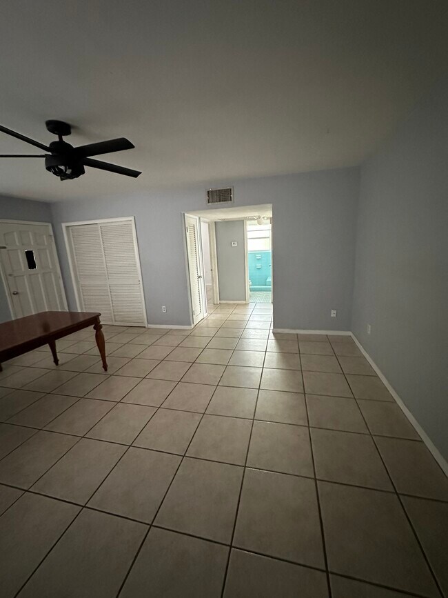 8920 SW 149th Terrace, Palmetto Bay, FL 33176 - photo 6