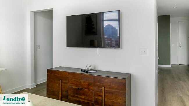 620 Foster St unit 827.1412138, Durham, NC 27701 - photo 2