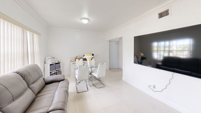 15020 Garfield Dr, Homestead, FL 33033 - photo 2