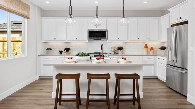 8107 Lavigne Cir unit 36492733, Elk Grove, CA 95758 - photo 2