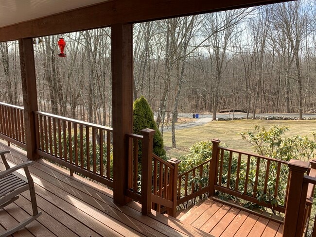 108 Maple Rd, Storrs Mansfield, CT 06268 - photo 4