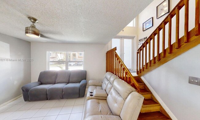 8422 SW 44th Place, Davie, FL 33328 - photo 6