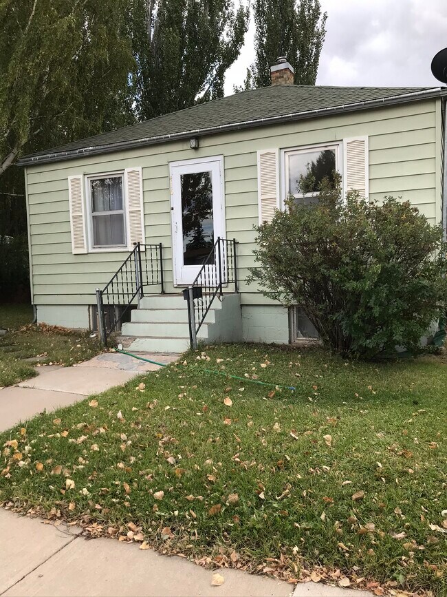416 E Harney St, Laramie, WY 82072