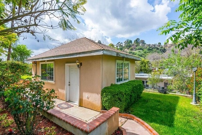 4003 Harriman Ave unit Guesthouse, Los Angeles, CA 90032 - photo 2