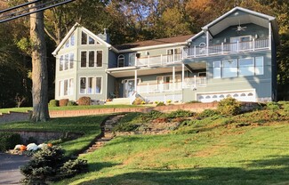 145 Portland Rd, Highlands, NJ 07732