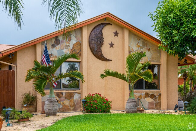 Many single-family homes in Dos Lagos feature character.