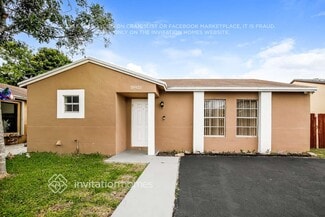 19922 NW 67th Place, Hialeah, FL 33015