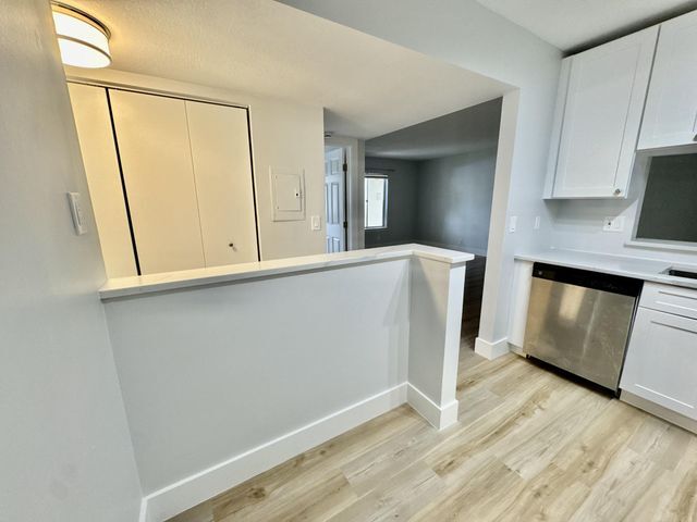 6446 Chasewood Dr, Jupiter, FL 33458 - photo 6