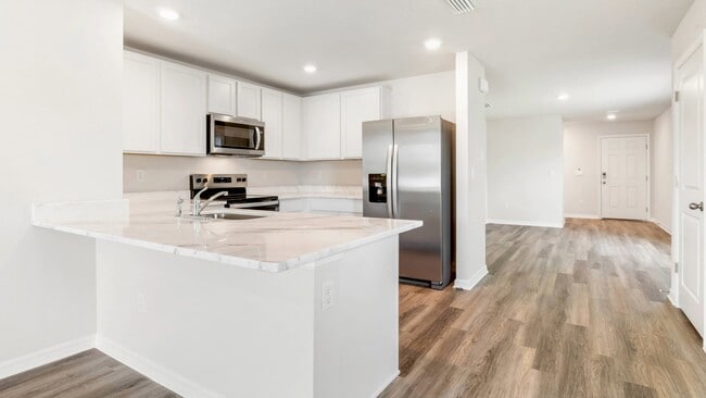 17427 Whiskey Creek Trail, Parrish, FL 34219 - photo 2