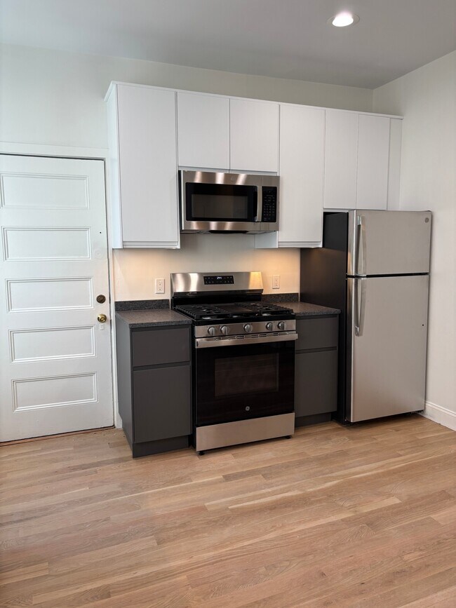 94 Hillside St unit 3, Roxbury Crossing, MA 02120 - photo 6