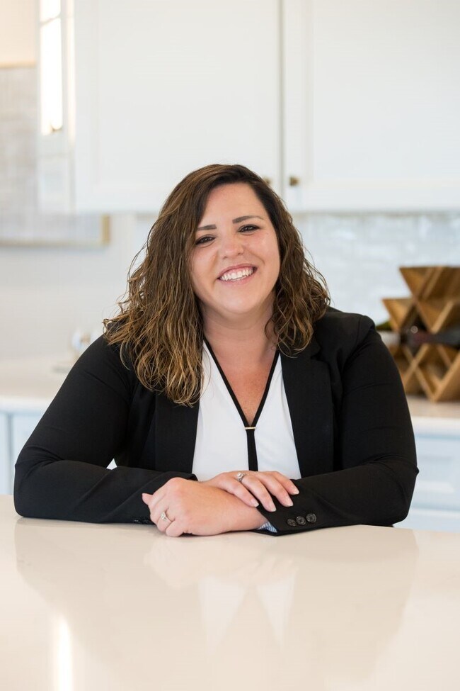 Lisa Foust | Real Estate Agent in O'Fallon, MO - Homes.com