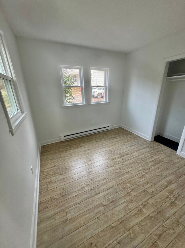 100 Main St unit Carriage House, Ivoryton, CT 06442 - photo 5