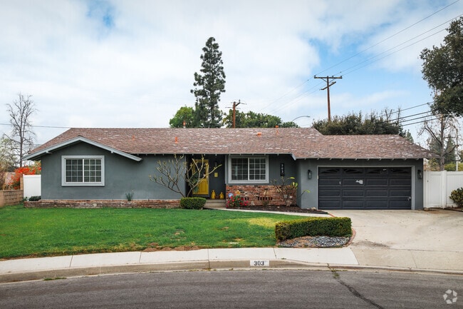 A modest ranch home sits on a cul-de-sac in the Vista neighborhood.