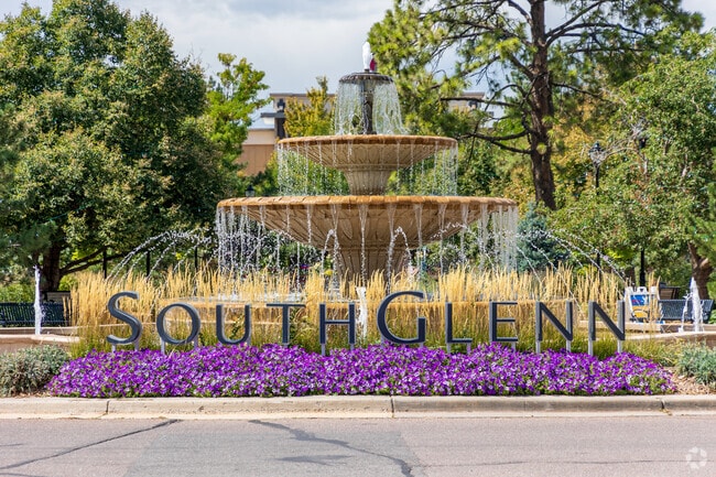 There is a wide selection of major retailers at The Streets at SouthGlenn’s outdoor mall.