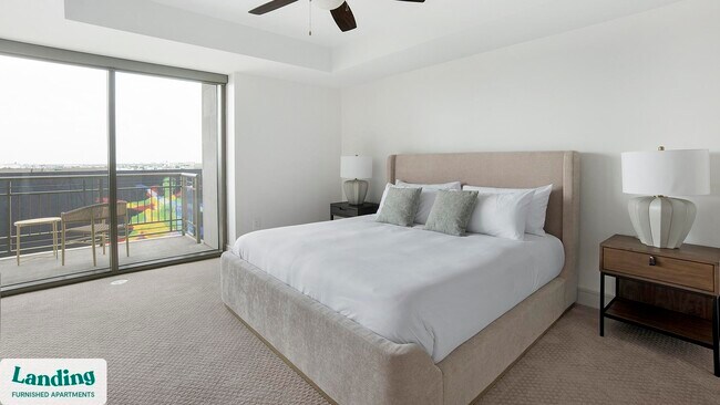 777 Preston St unit 37E.1412359, Houston, TX 77002 - photo 2