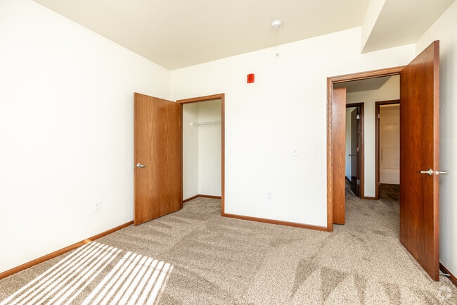 Village Pointe, Tiffin, IA 52340 - photo 7