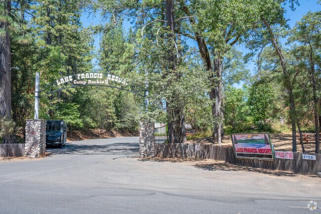 A resort on Lake Francis near Dobbins offers recreation and relaxation.