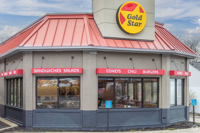 The Gold Star Chili in Mount Washington, OH specializes in chili-style dishes.