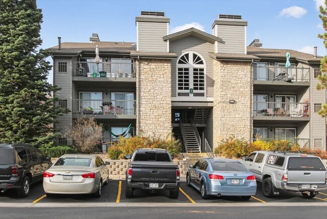 2575 S Syracuse Way, Denver, CO 80231 - photo 2