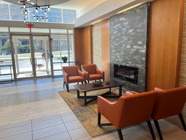 355 I St SW unit S207, Washington, DC 20024 - photo 2