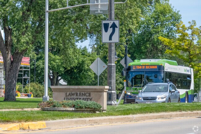 Get around the city on any of the Valley Transit bus lines that run through Lawrence-City Park.