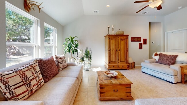 7416 Spanish Oak Dr, Lago Vista, TX 78645 - photo 2