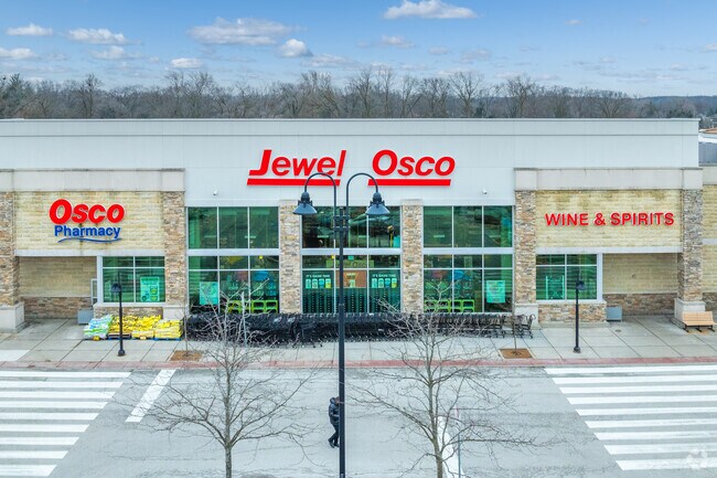 Jewel Osco is a go to grocery option for Downtown Palos Heights residents.