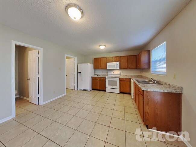 13460 N Carwood Ct, Camby, IN 46113 - photo 7