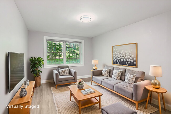 Manchester Gardens, Manchester, NH 03102 - photo 4