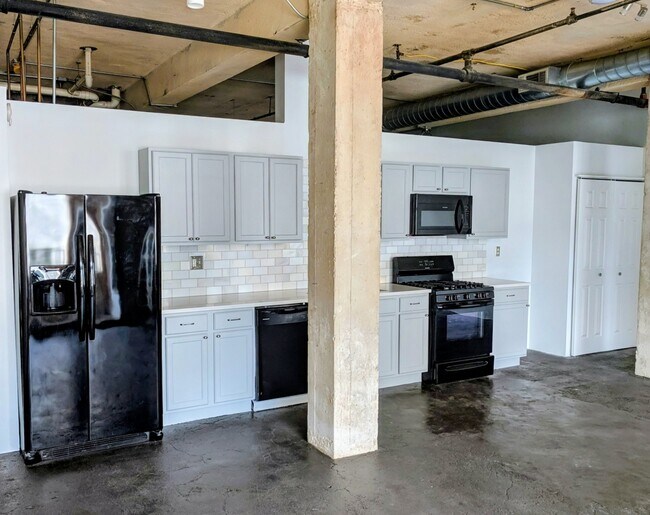 95 Forsyth St SW unit 3C, Atlanta, GA 30303 - photo 4