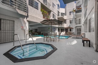 5409 Carlton Way, Los Angeles, CA 90027