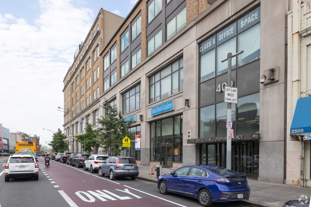 Jonas Bronck Academy in The Bronx boasts a diverse curriculum.