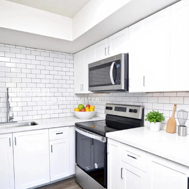 2539 N 48th St unit 101, Phoenix, AZ 85008 - photo 3