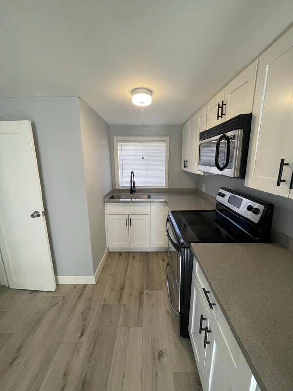 214 Spruce St unit 1/2, Needles, CA 92363 - photo 6