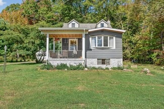 1017 Bruyn Turnpike, Pine Bush, NY 12566