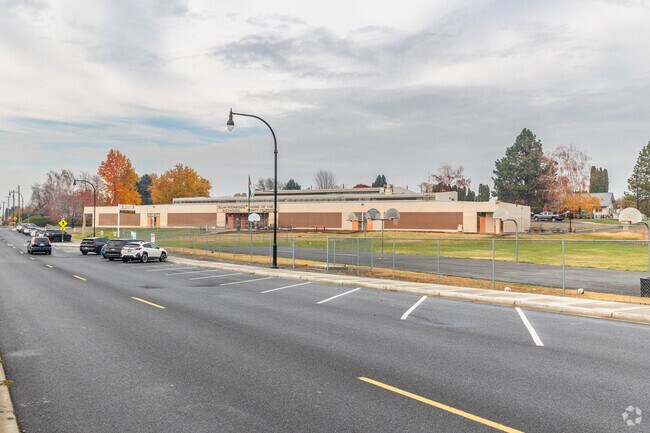 Zillah Intermediate School supports young learners with a focus on academic growth.