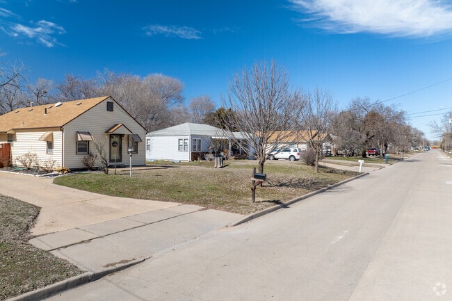 There is a wide variety of homes throughout Indian Hills.