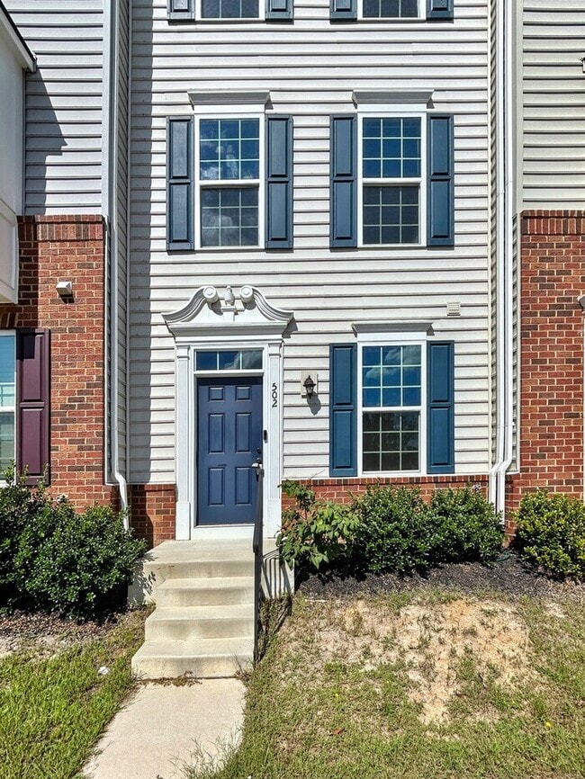 502 River Crest Way, Fredericksburg, VA 22405