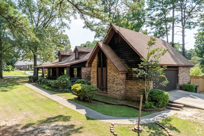 Oak Grove offers large ranches as one of its available housing options.