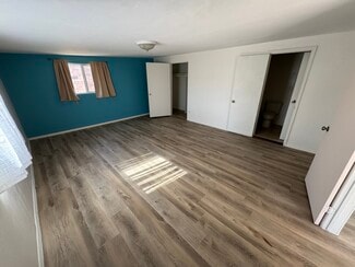 2971 Swandale Ct, Las Vegas, NV 89121
