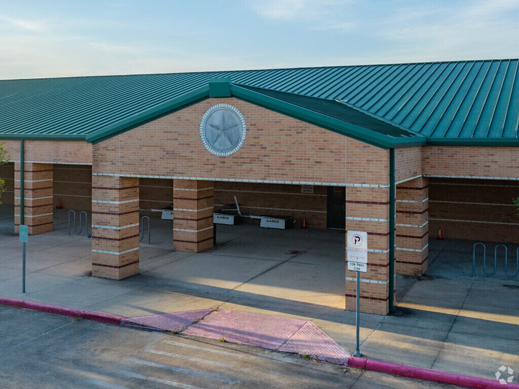 This is the entrance to Tinsley Elementary School in Brays Oaks.