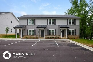 492 Rogers Lake Rd E, Kannapolis, NC 28083